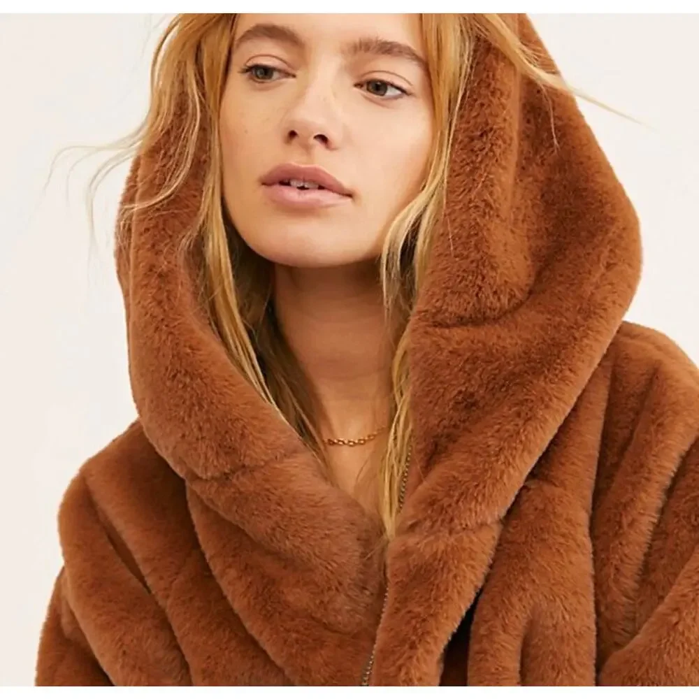 FREE PEOPLE Oversized Brown Faux Fur Hoodie Jacket Coat Size Medium